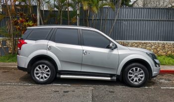 Mahindra Xuv 500 4WD 2021 lleno