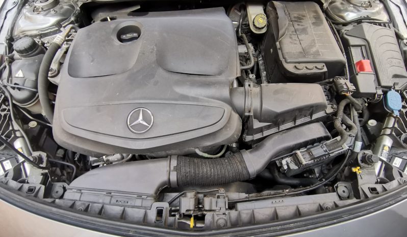 Mercedes-Benz A200 2014 lleno