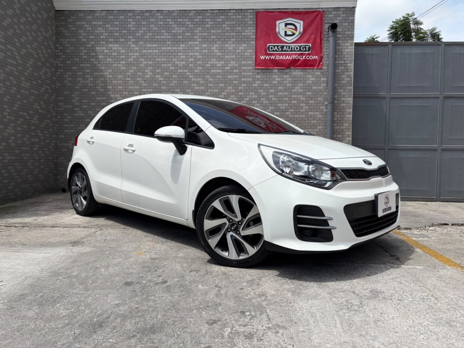 Kia Rio EX