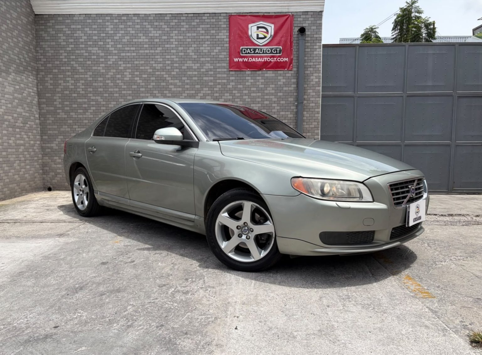 Volvo S80