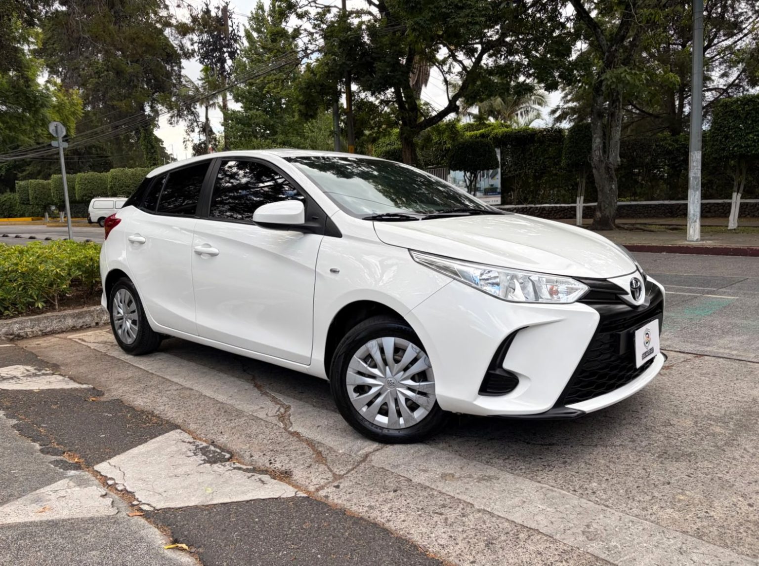 Toyota Yaris E