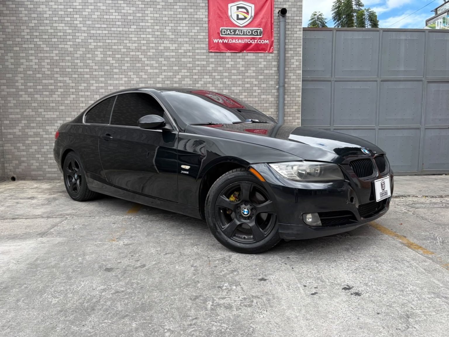BMW 328i