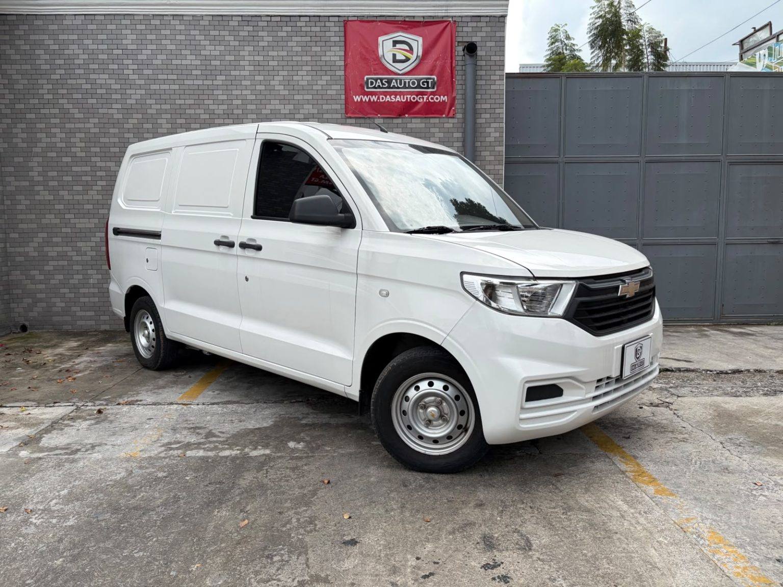 Chevrolet N400 Max