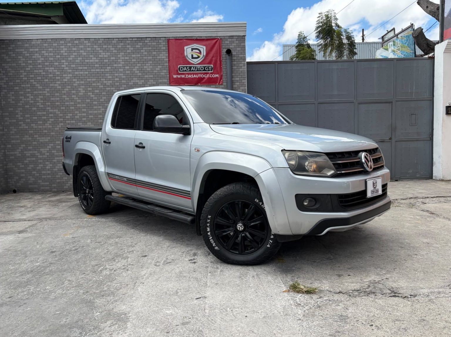 Volkswagen Amarok 4Motion Dark Label