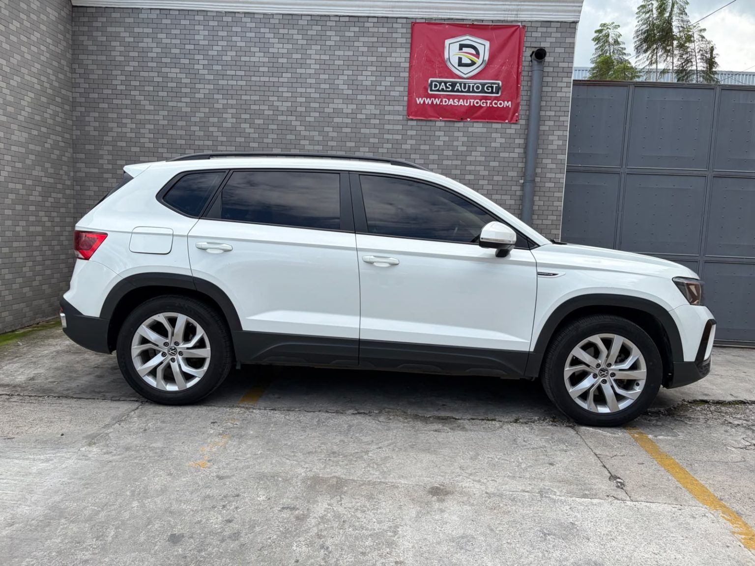 P661JMW002