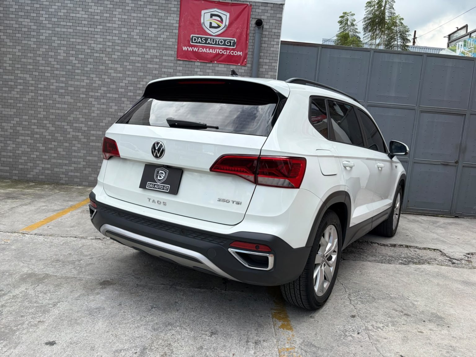 P661JMW003